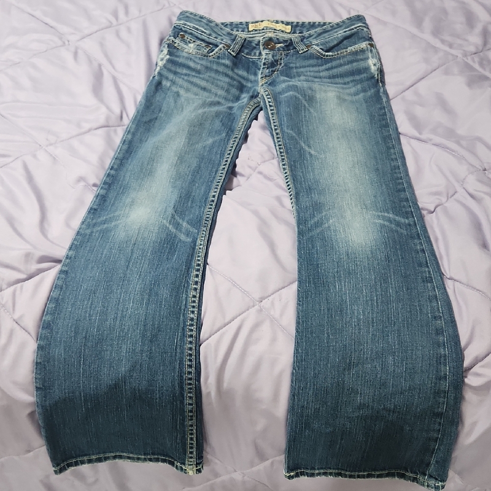 BKE Flare Women's Jeans in Classic Blue